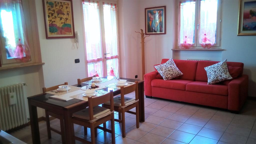 Апартаменти Casa Vacanze I Borghi Salionze Екстер'єр фото