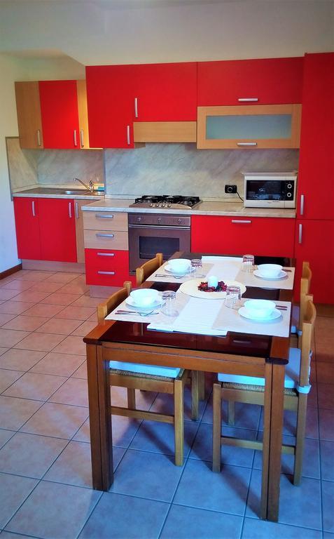 Апартаменти Casa Vacanze I Borghi Salionze Екстер'єр фото
