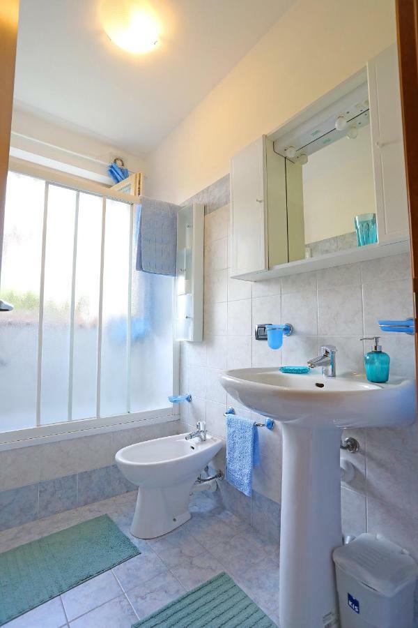Апартаменти Casa Vacanze I Borghi Salionze Екстер'єр фото