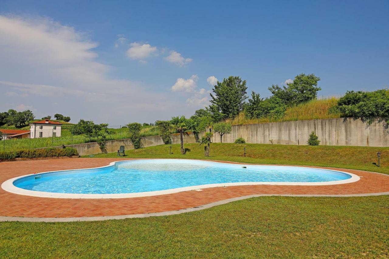 Апартаменти Casa Vacanze I Borghi Salionze Екстер'єр фото